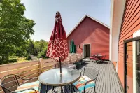 Acadia Home w/ Rooftop Deck - Close to Trails! - Wifi
