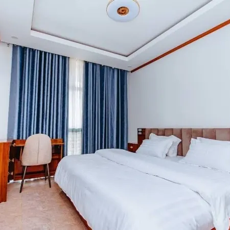 Bright Hotel and apartement