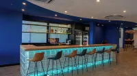 Ibis Styles Macaé - بار