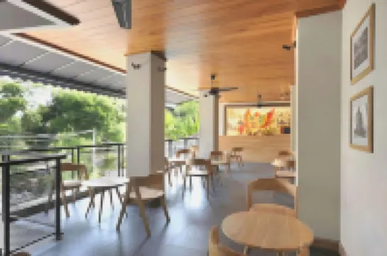 Arimbi Stay Hotels in Gayungan