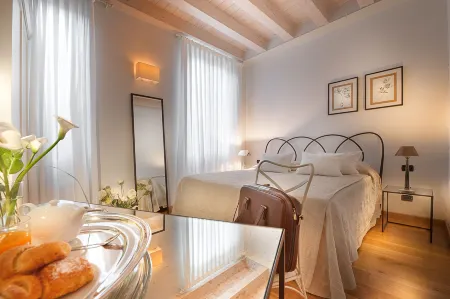 Gallery Room Отели рядом со станцией Железнодорожная станция Верона Порта Нуова