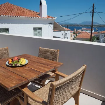 Liberty Suites Spetses