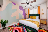 NEW Retreat 4-bedroom Indianapolis Dreamhouse with Hot tub & Pets ok