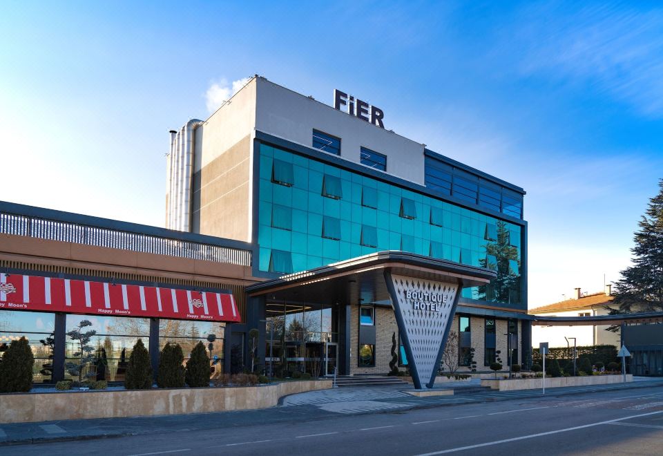 Fier Life Center - Housity