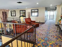 The Lodge at Russell - Russell Inn