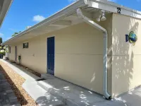 Discount! Beautiful Home, Dock, Cabana Club Membership, Pool, Beach!