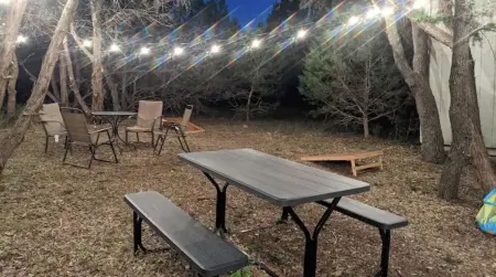 Modern Cabin- 8 acres Ranch - near Venues & Breweries Отели рядом с достопримечательностью «Dreamland Dripping Springs»