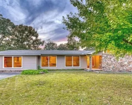 Heber Hideaway~5minute walk to the lake :) Hotels in Heber Township