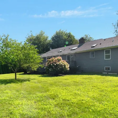 Near Newport, Beaches, Golf & Navy Base