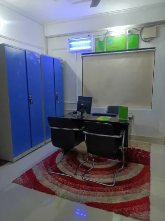 The Travellers Club Отели рядом с достопримечательностью «Phoneix»