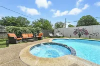 Two Adjacent Houses with a Private Pool Near DFW and the Stadium with Game Room
