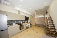 Arkadiya Hills Family Apartment