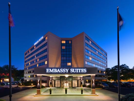 Embassy Suites by Hilton Tysons Corner