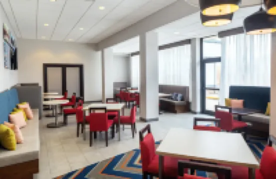 Hampton Inn & Suites Parker