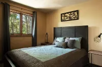 Black Hills Peaceful Pines Property Hotels in Southwest Meade