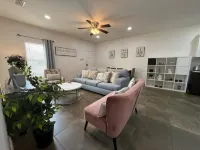 Grace Home - 2 Queen, TV, Washer