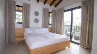 Casita Curtis- luxurious 6-bedroom villa inside HACIENDA CAMPO VERDE w- WiFi, AC - Villas