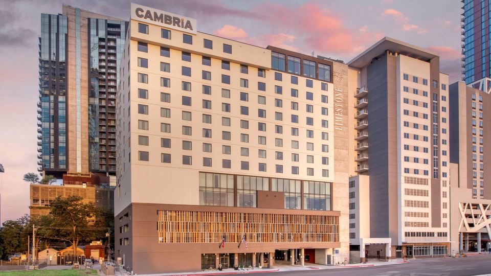 Cambria Hotel Austin Downtown
