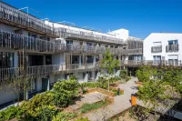 Athome Résidence Hotels in Aytre