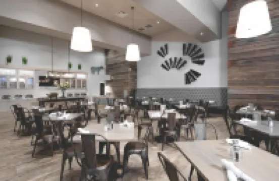 Hotel Renovo des Moines Urbandale, Tapestry Collection by Hilton