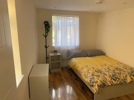 Timothy and Shekinah Apartments New Builds in Kent Отели в г. Сандвич