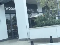 A cosy 2 bedroom apartment in  Dainfern. Caters for small family or couples