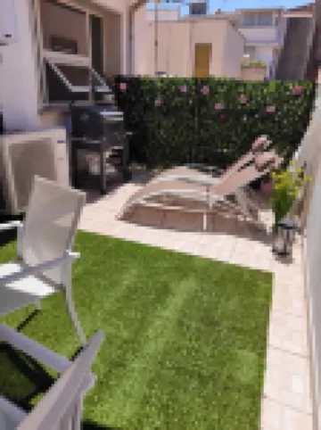 BLUE SEA..... YOUR DREAM VACATION!