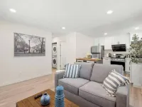 Chic & Fresh 2BSuite in Glendora Hotels in Glendora