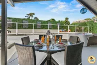 Huge 7Br Estate w/ Pool, Guest House & Game Room!