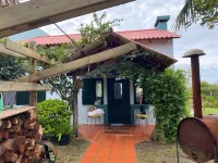 2-bedroom house in charming Antoniopolis/La Paloma Rocha.1 block from the beach Hotels in Rocha