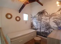 House first line sea