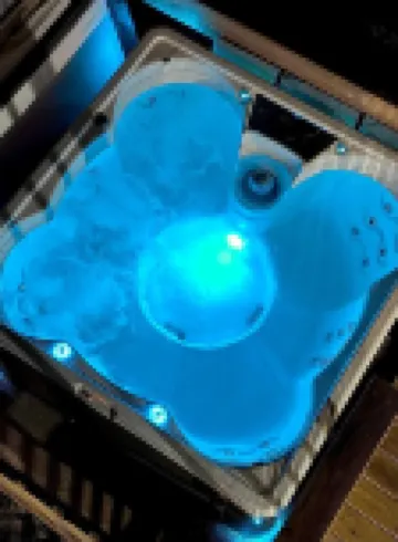 Pocono Chalet with Hot Tub,Game Room,Fireplace, Near Jim Thorpe.