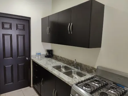 Cómodo Departamento Y Para Cuatro Personas, Cerca del Aeropuerto de Loreto