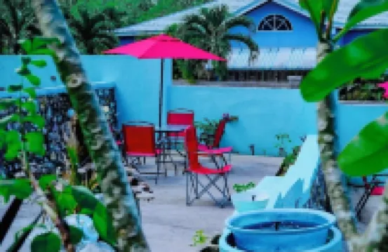 Charming 3-bedroom house with AC and WiFi in Negril