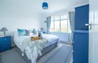 Lovely Two Bedroom Bungalow In Bembridge Isle of Wight Close To Village, Beaches