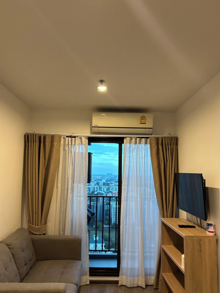 รูปภาพของ#3 Warm and peaceful 29sqm 1-bedroom in Bangkok with AC, fitness, pool, WiFi