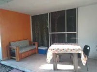 Near Sixflags and Convention Center -Private Room -2 beds -Terrace Các khách sạn ở Yautepec