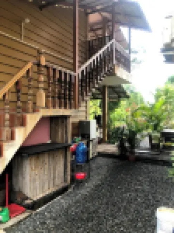 Mountain View House 120sqm 2 separate apartmnts car park spring water fiber WIFI