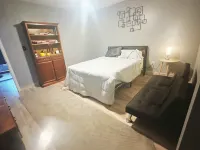 Spacious Lake House with Game Room & Family Amenities and Pc gaming