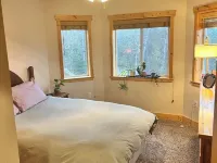 Mountain-View Retreat: Pond, Kayaks, Fire Pit, Hot Tub – Palmer, Alaska โรงแรมในเลซีเมาน์เทน