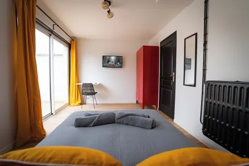 ValenStay - Duplex Stade du Hainaut with terrace