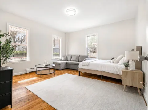 Hidden Haven - Harvard, Assembly Row, Pool Table, Parking!