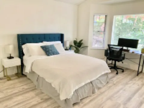 Newly renovated spacious home near Folsom Lake