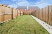 EV Charger, Airport Access, City Centre Hotels in Speke