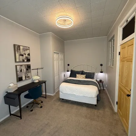 Historic Main Street Apartment B in Panguitch Utah