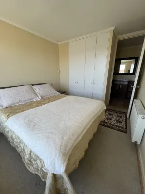 Apartamento 48m2 2 Dor 1 Baño Hermosa Vista a Jardines . Frente a Mall Trébol Hotel a 