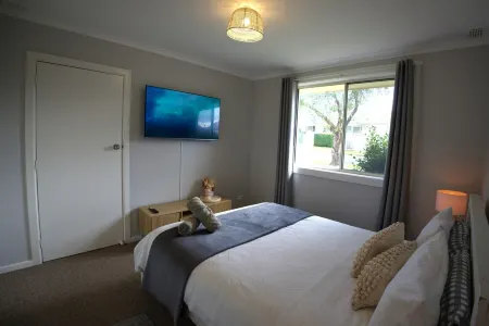 Ella's Beach Haven Отели рядом с достопримечательностью «Observation Point Lookout»