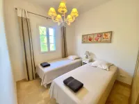 Splendide Appartement Dans Résidence Sécurisée Avec Piscine Proche du Village