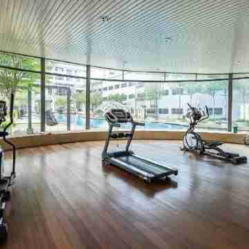 Le Thompson Puchong - beautiful pool Fitness & Recreational Facilities