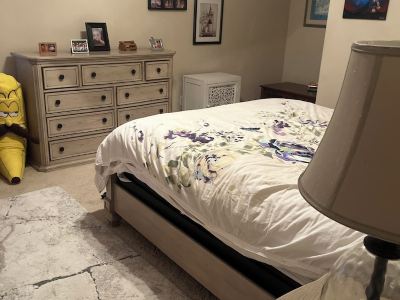 Great neighborhood house with two bedrooms upstairs available to rent